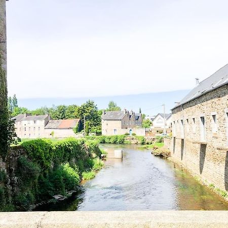 Nouveau ** Le Raffine Au Coeur De Guingamp ** Parking Ngoại thất bức ảnh