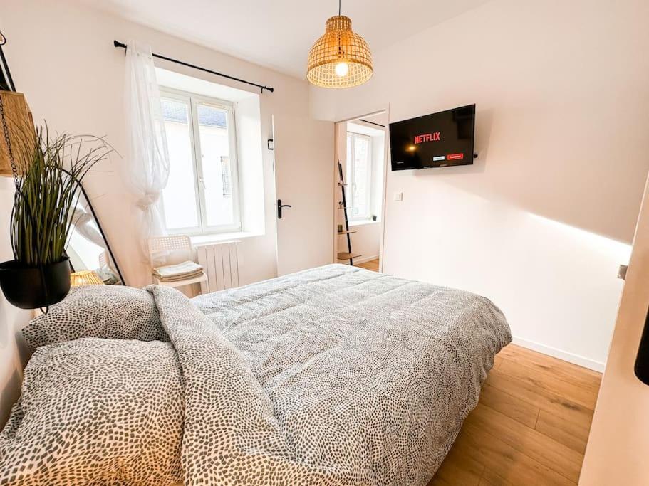 Nouveau ** Le Raffine Au Coeur De Guingamp ** Parking Ngoại thất bức ảnh